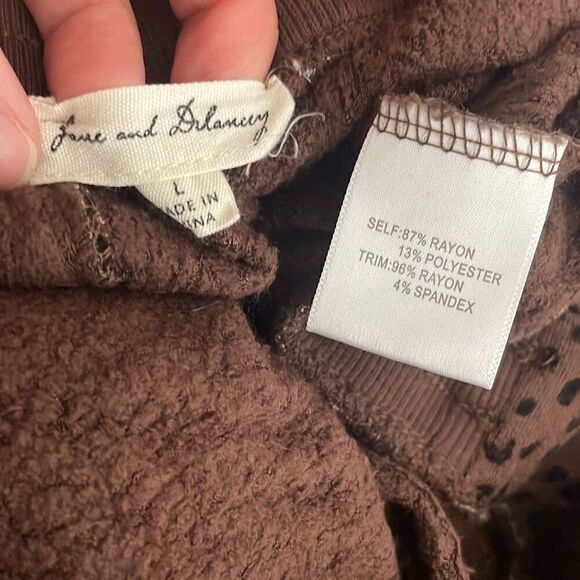 Jane and Delancey Leopard Print Jogger Lounge Pants L - Picture 8 of 8